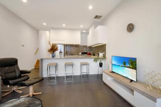 Grosvenor House - Private Townhouse, South Yarra - 1