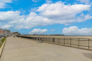 Near Beaches & Waterfront Dining: Home in Hampton! - 6
