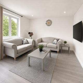 Elegant 2BR Relax & Unwind Comfort Meets Style - 1