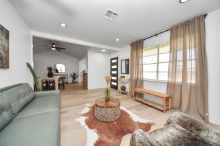 Modern Brick Retreat Fresh Atmosphere - 9