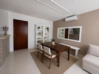Downtown apartment on Avenida Prolongación Montejo - 1