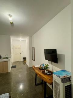 Isaiah 4110 Condo Stay - 8