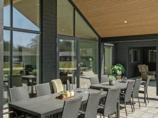 5 star holiday home in Aakirkeby - 8