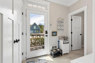 Sparkys Den by Seabrook Hospitality - Pacific Beach - 1