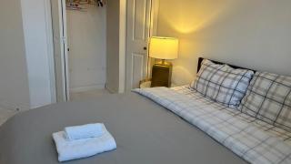 Private Room in Homestay with Full Home Access - 8