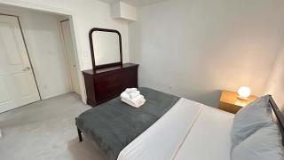 Modern & Cozy Guesthouse in Prime Central Location - 4