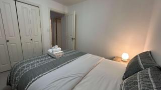 Modern & Cozy Guesthouse in Prime Central Location - 1