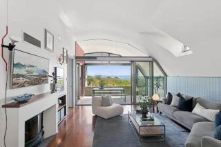 Beachcomber House - ocean views - 0