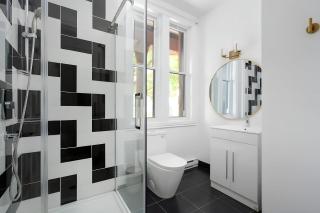 Kozy Stays Penfield - Modern Rooms Heart of downtown - 6