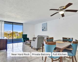 Private 1BR Retreat Near Beaches & Stadium - 510 - 0