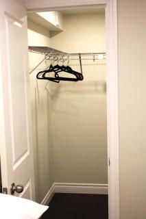 Cozy Private Room with Ensuite Bathroom in Brampton - 5