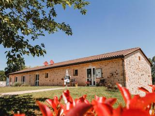 Family Cottage Retreat in Marminiac - 1