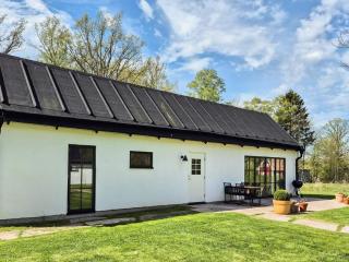 5 star holiday home in FÄRJESTADEN - 4