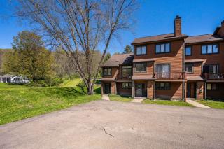 Walkable Stone Ridge Townhouse Village & HoliMont - 1
