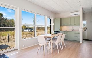 3 Bedroom Cozy Home In Ejstrupholm - 1