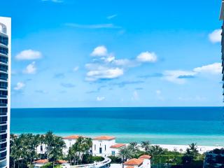 Ocean & Bay Views 2BR 2BA Beach Apt! - 7