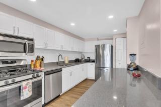 Arlington 2BR Furnished Apartment in Crystal City apts - 3