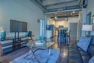 Midtown 1BR Fully Furnished Apartment - Great Location! apts - 4