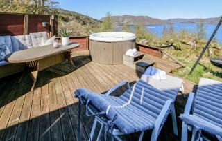 Cozy Home In Farsund With Wifi - 1