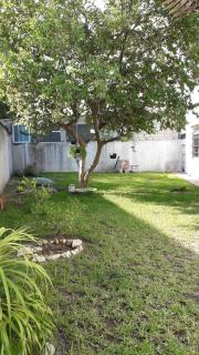 RECAMARA INDEPENDIENTE con CAMA MATRIMONIAL AIRE ACONDICIONADO Y BAÑO EXCLUSIVO - 1