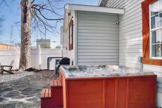 Backyard Oasis 5 Mins to Downtown - 4