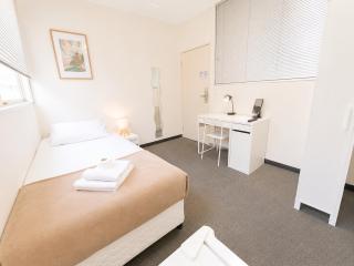 King St - Affordable Central City Room - 3