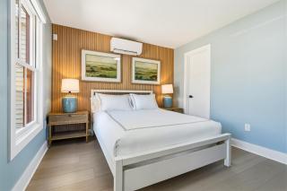 The Marilyn Inn - 2
