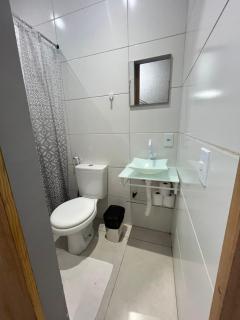 Suíte com Ar Condicionado e Cozinha Confortável - 2