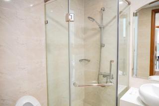 Vinhomes 2 BR City View - 7