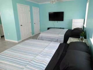 Cozy Beachside 1BR Studio Near North Beach - 5