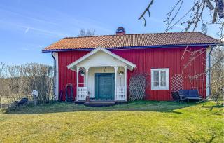 Amazing Home In Motala With Ethernet Internet - 0