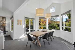 Emerald Oasis by Sotheby's Luxury Rental Homes - 3