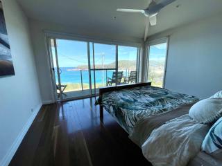 Stunning Ocean Views - overlooking Merry Beach - 8