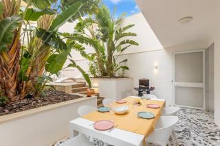 Modern Beautiful Pool And Sea Apt Qawra - Happy Rentals - Qawra - 1