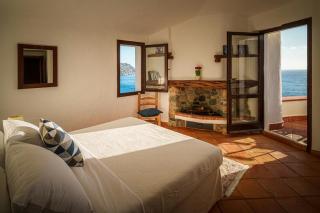 Infinity Pool Villa By The Sea Near Villasimius - 3
