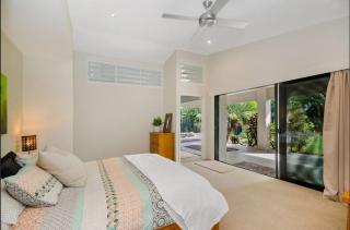 Luxury Tropical Retreat - 5