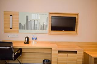City Comfort Inn Deyang Wenmiao Square Gymnasium - 2
