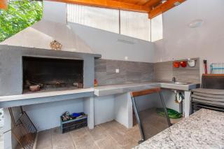 Seaside family friendly house with a swimming pool Slatine, Ciovo - 17847 - 4