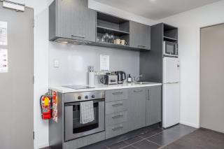 Sky Tower View 1BR Apartment on Albert St - 6