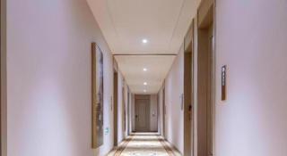 Vienna Hotel Beijing Changping Metro Station - 1