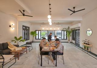 Poshtel VNS - 7