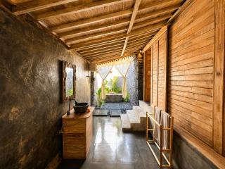 D'carik Wooden Lodge Ricefield View by TVM - 5