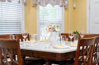 Spacious 5BR Single house near BostonFree parking 47 - 4