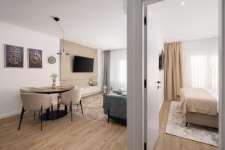 Seaview Apartment w Hot Tub Makarska - ADULT ONLY - 5