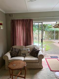 1 bed garden flat - 9