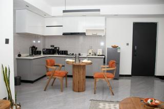 Sky safari suite, Nairobi near Airport,SGR, with pool and National Park Views - 4