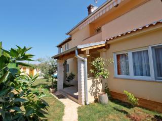 House Bojan 801 - 4