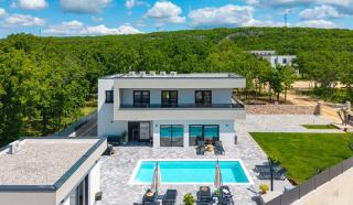 Villa Marieta: Your Luxurious Retreat in Makarska Hinterland - 7