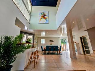 VILLA JAMERO, Bord de Mer, Piscine Chauffée, Balnéo, Climatisation,, Parking Privé - 8