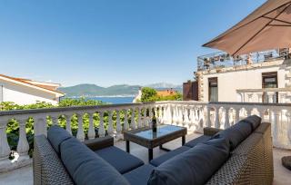 Cozy Home In Tivat With House A Panoramic View - 1